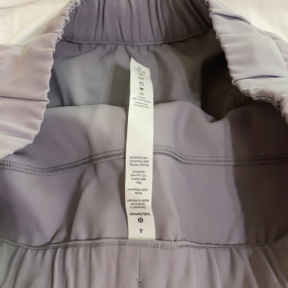 lulu lemon joggers - Picture 3 of 3